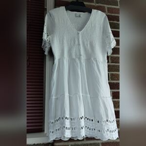 Aura White Eyelet Short Sleeve Dress Size L